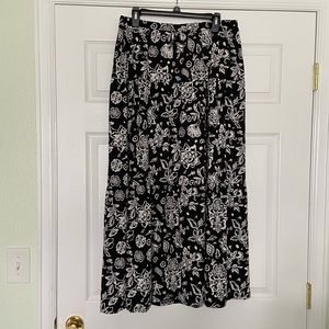 Black & White Floral Skirt